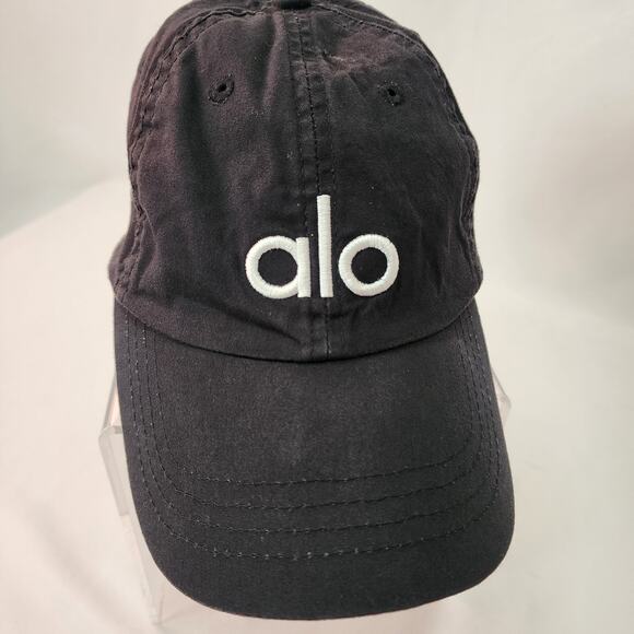 Alo Yoga Hat Hook & Loop Back One Size Black Embroidered Athletic Casual - Picture 2 of 7